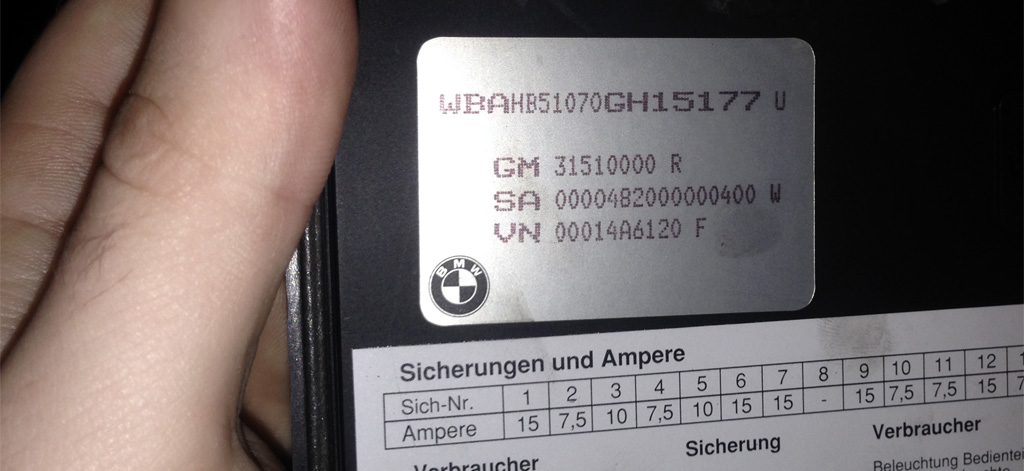 BMW E34 fuse box ZCS code sticker location