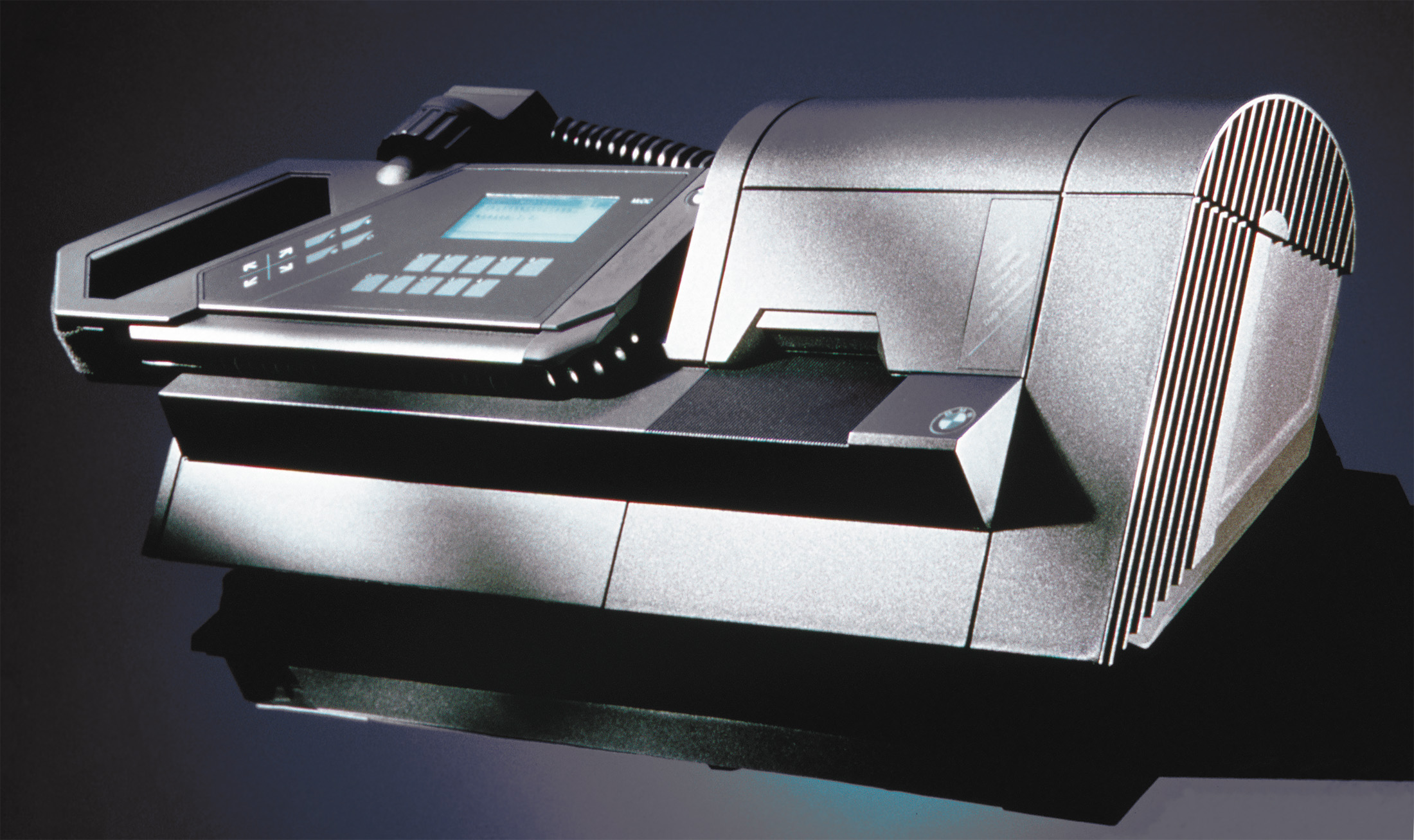 BMW MoDiC Mobile Diagnostic Computer portable device for BMW E30 E32 E34 E36 E38 diagnostics with DIS software