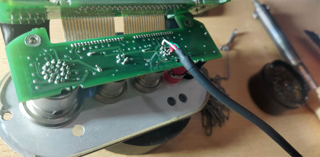 Ethernet link detection jumper installation